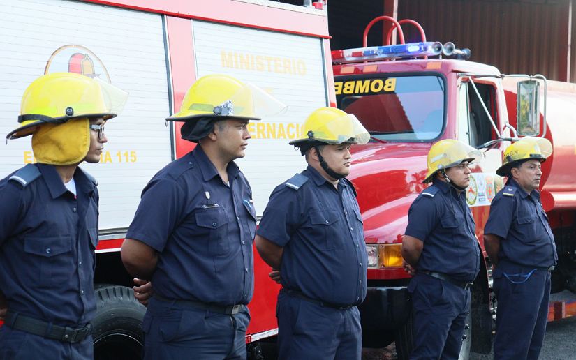 BOMBEROS